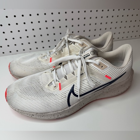 Nike Air Zoom Pegasus 40 White Obsidian Men's Size 12 Activewear Workout Running - Picture 8 of 15